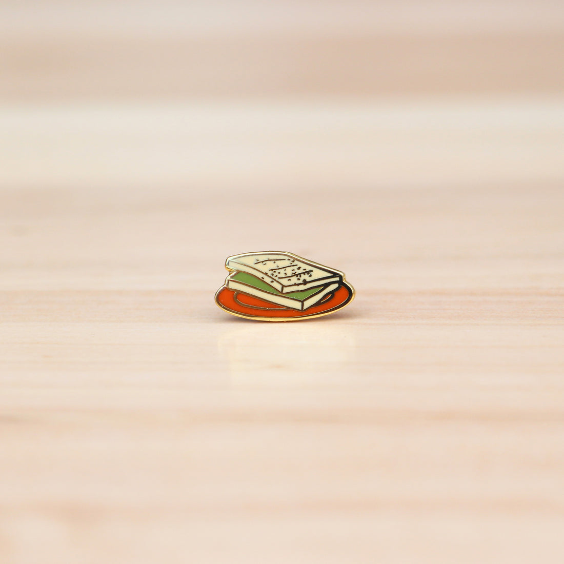 Treasures of Singapore Ear Studs (1 pair)