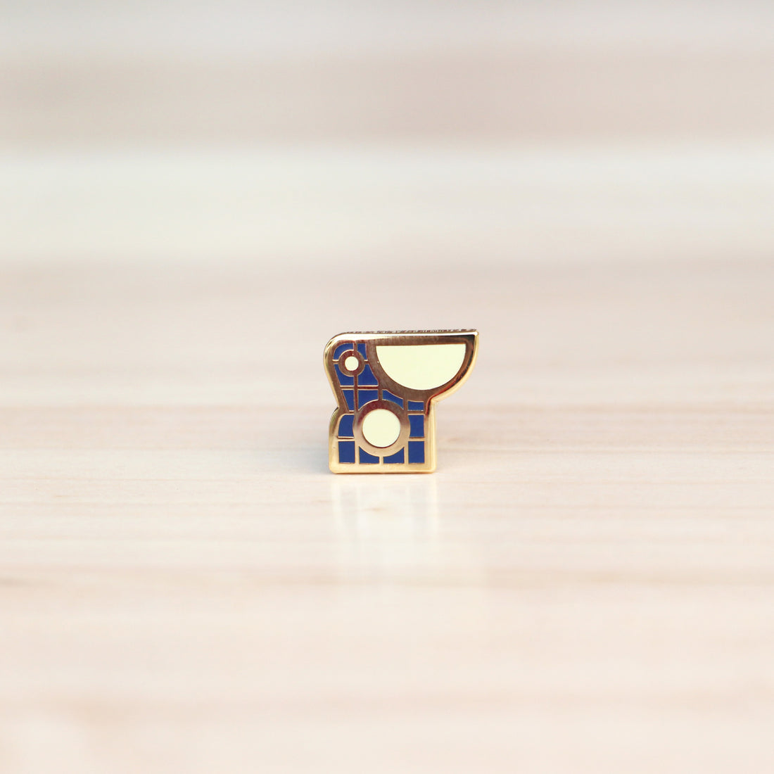 Treasures of Singapore Ear Studs (1 pair)