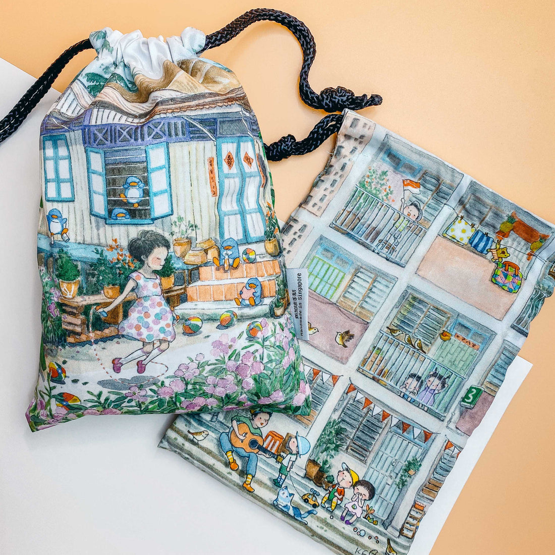 Ah Guo Reversible Drawstring Pouch