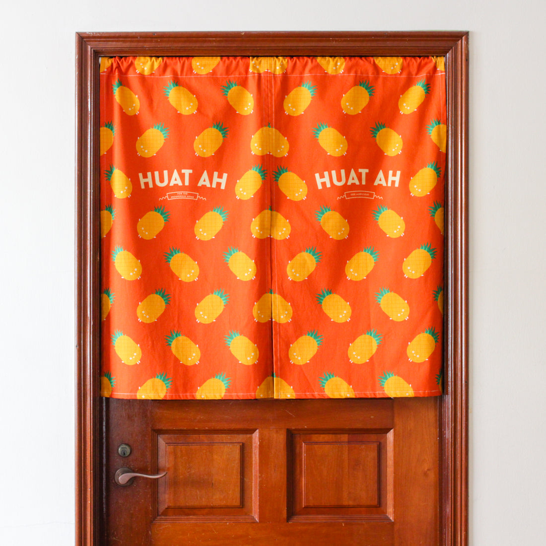 Huat Ah Noren (Pineapples)
