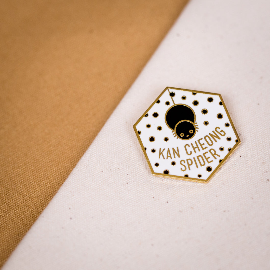 Kan Cheong Spider Brooch